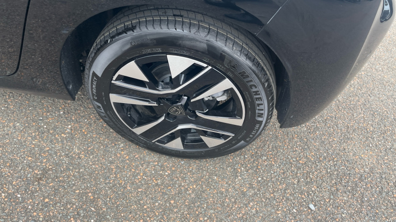 Peugeot 208 1.2 PureTech 100 Allure 5dr Petrol Hatchback